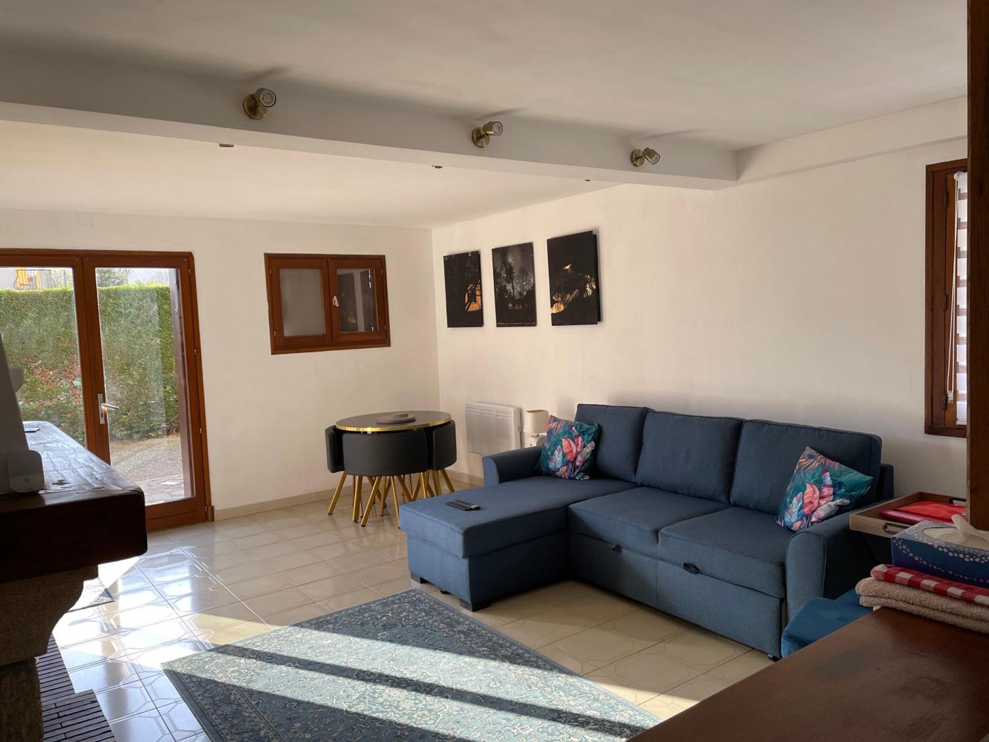 Vue Du Gar Apartment Salechan